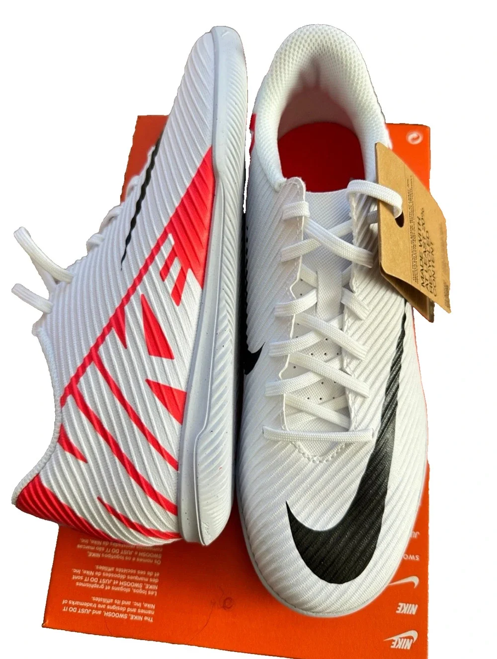 Nike Vapor 15 Club IC Men's Size 6.5 / Women Size 8 New In Box